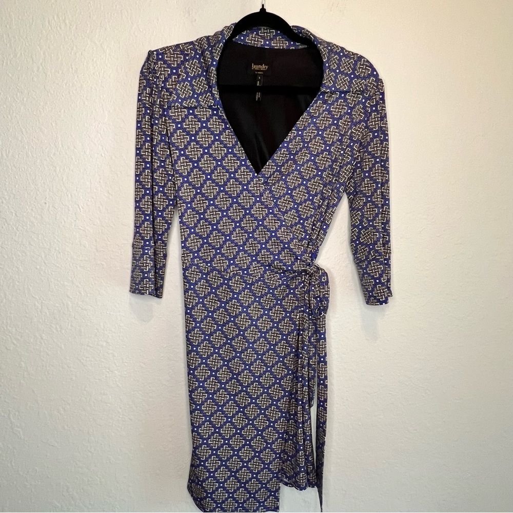 Laundry By Shelli Segal Geometric Wrap Dress. Excellent Condition. Size Small.